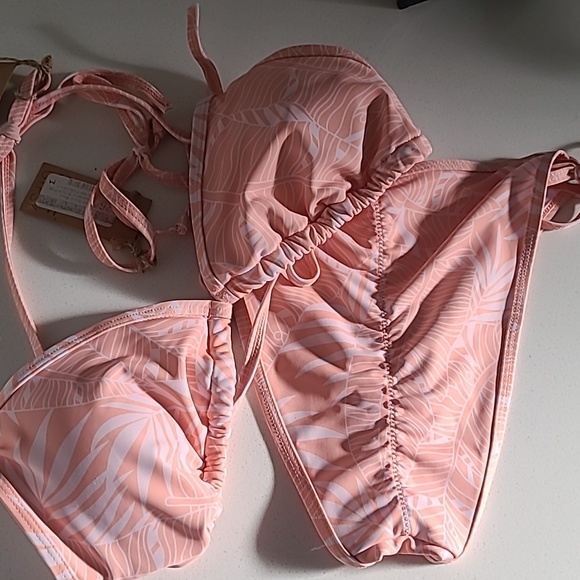 Peach Palm Bikini bathingsuit set - Picture 8 of 8